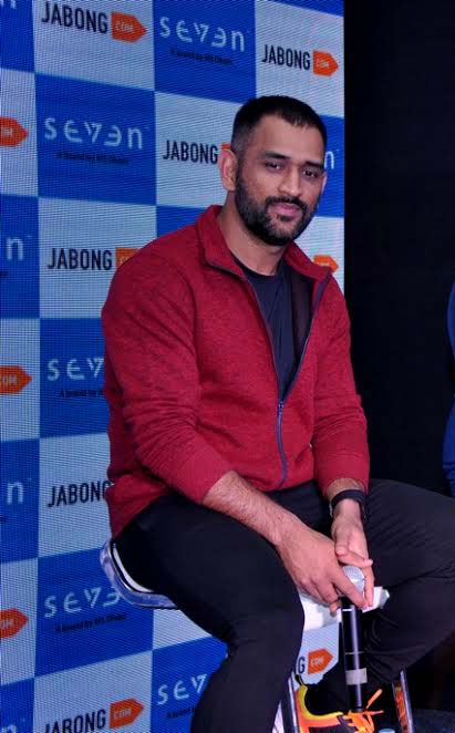 Dhoni’s ‘Seven’ is Undoubtedly the Coolest Sportswear brand on Jabong Right Now, See it to Believe it