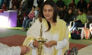 Reclaiming the dignity of artisans step by step